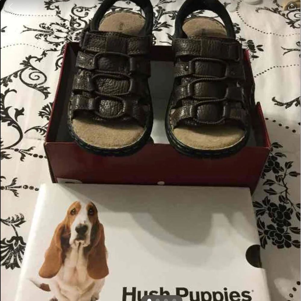 Hush Puppies New Boys Size 1.5 Sandals